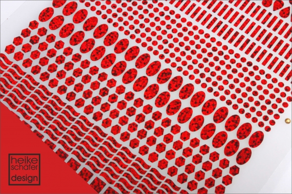 Bügelpailletten verschiedene Formen in Hologramm Rot gesamt 765 Stück